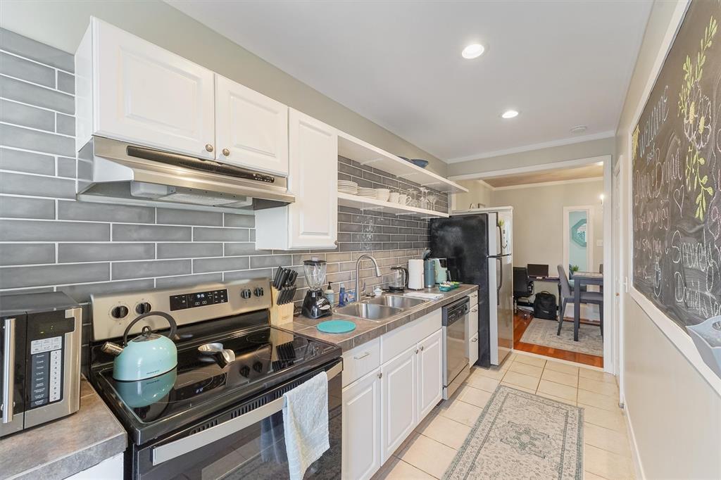403 W Polk Street, Houston, Texas, 77019, United States, ,Residential,For Sale,403 W Polk Street,1554768
