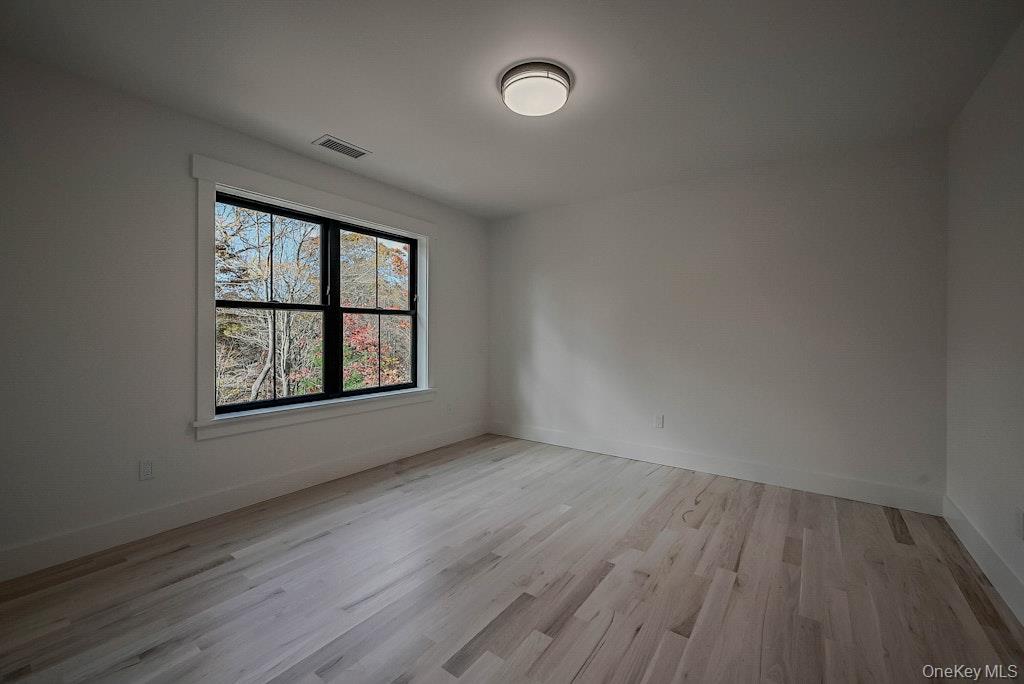 Middle Island, New York, 11953, United States, 4 Bedrooms Bedrooms, ,4 BathroomsBathrooms,Residential,For Sale,1988192