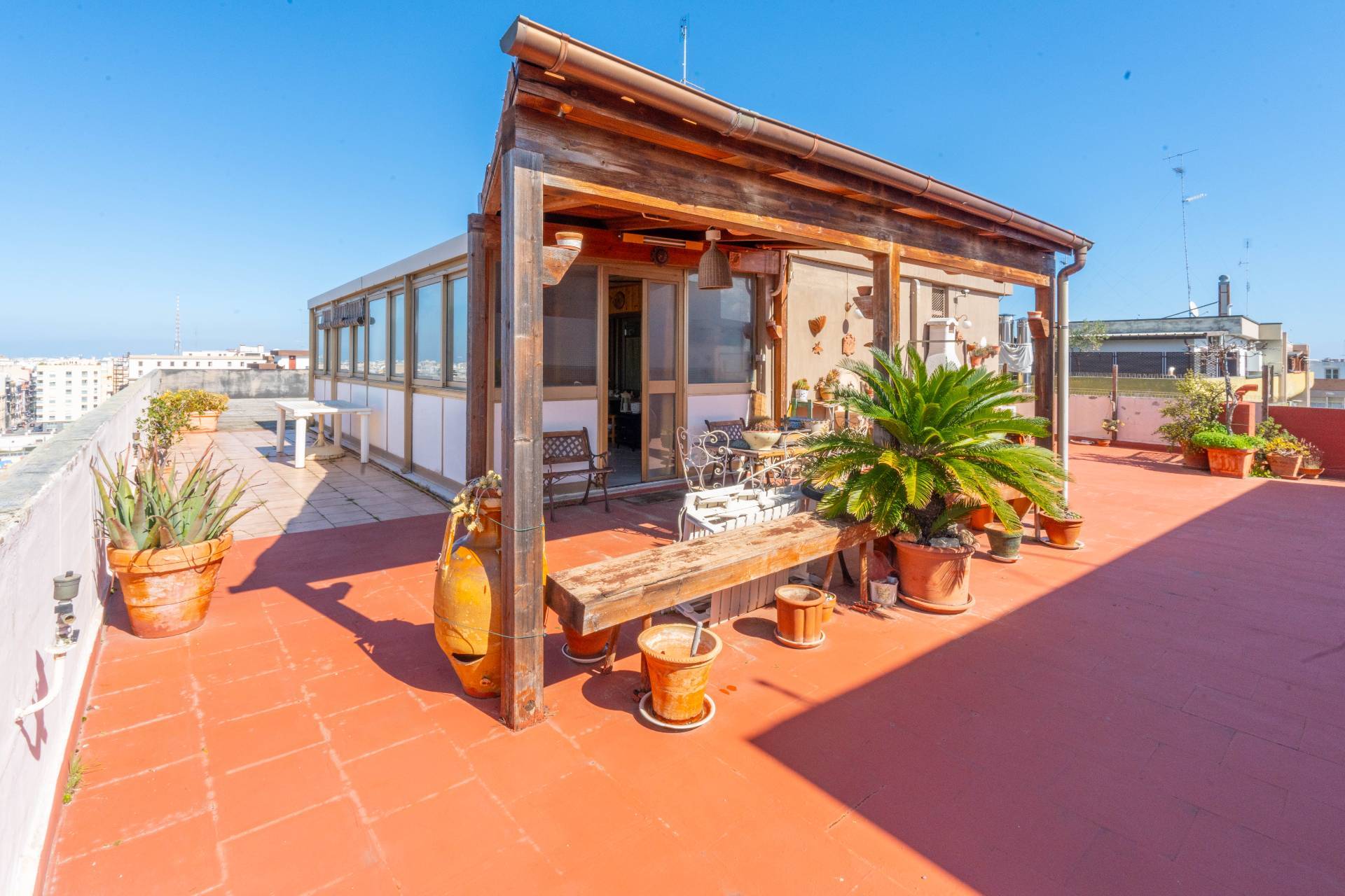 Via Tenente Gaetano Devitofrancesco, Bari, Bari, 70100, IT, 3 Bedrooms Bedrooms, ,2 BathroomsBathrooms,Residential,For Sale,Via Tenente Gaetano Devitofrancesco,1486305