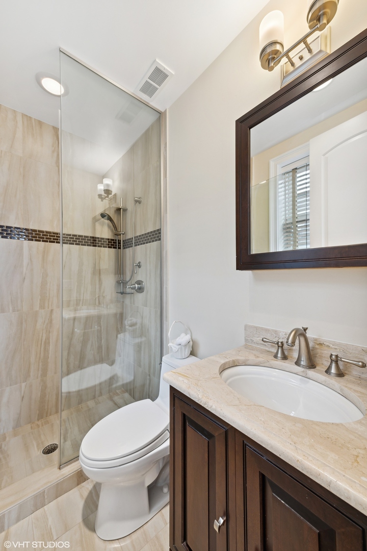 1515 N North Park Avenue, Chicago, Illinois, 60610, United States, 7 Bedrooms Bedrooms, ,6 BathroomsBathrooms,Residential,For Sale,1515 N North Park Avenue,1247727