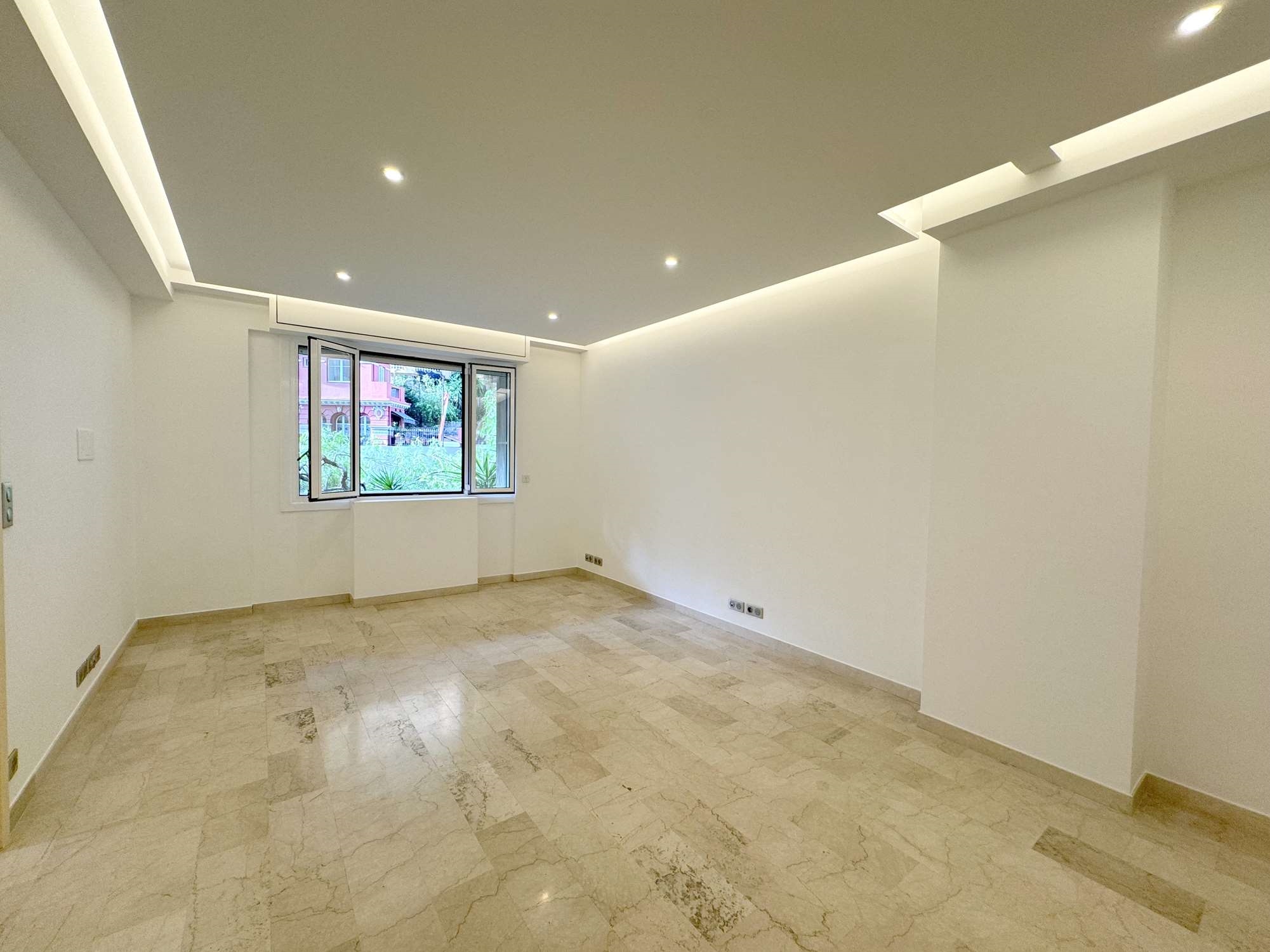  Les Caravelles, Charming 2-room flat for sale, mixt use - 物件實景