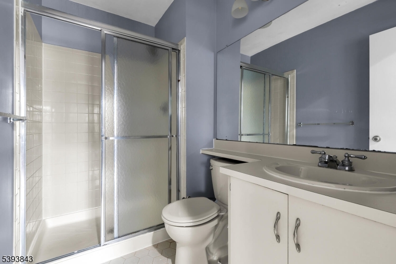 Bernards Twp., New Jersey, 07920, United States, 2 Bedrooms Bedrooms, ,3 BathroomsBathrooms,Residential,For Sale,1972655