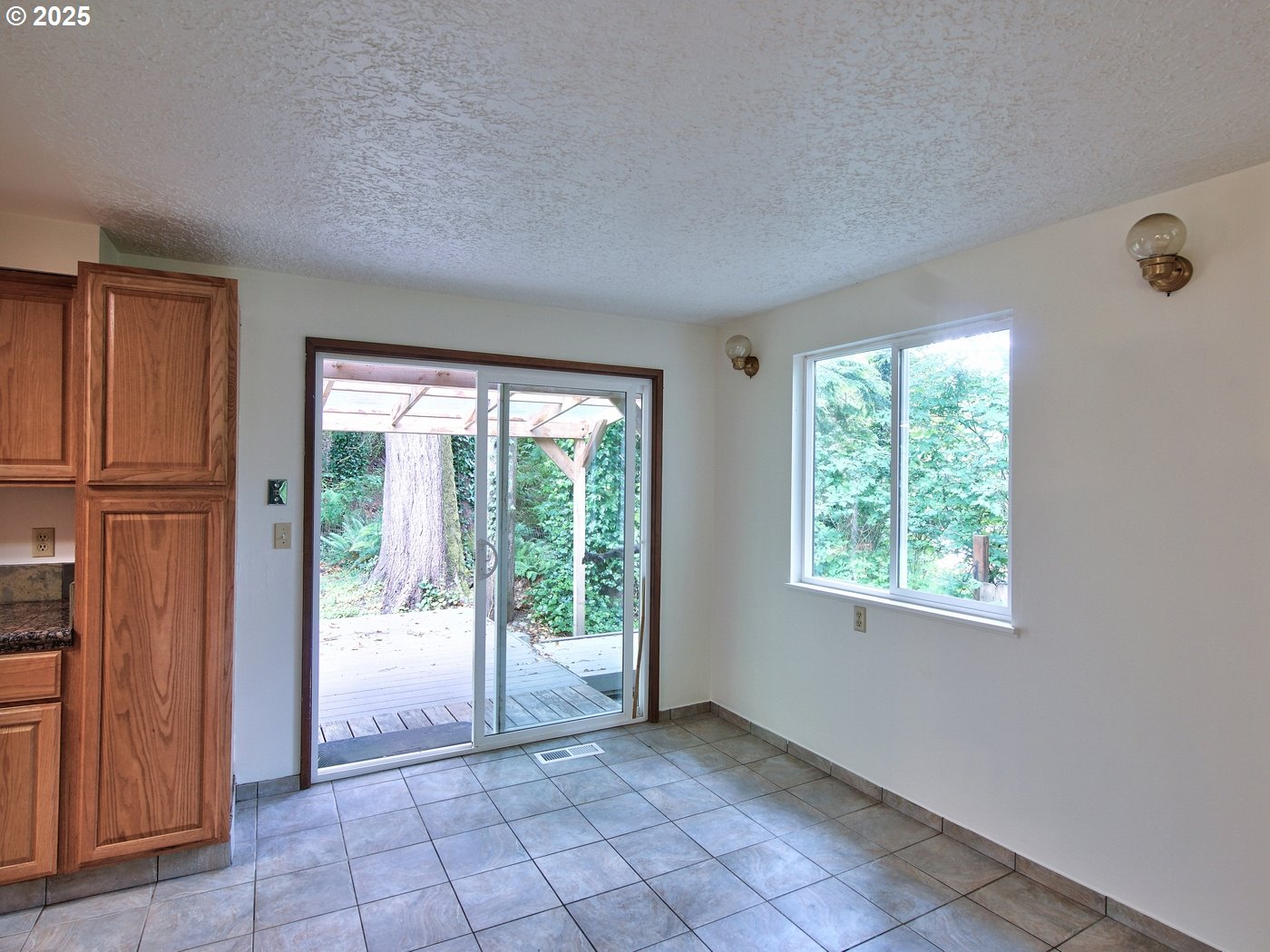 Lincolncity, Oregon, 97367, United States, 3 Bedrooms Bedrooms, ,2 BathroomsBathrooms,Residential,For Sale,1982417