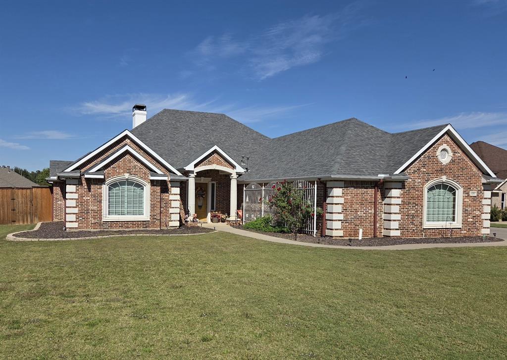 Shady Shores, Texas, 76208, United States, 3 Bedrooms Bedrooms, ,3 BathroomsBathrooms,Residential,For Sale,2011707