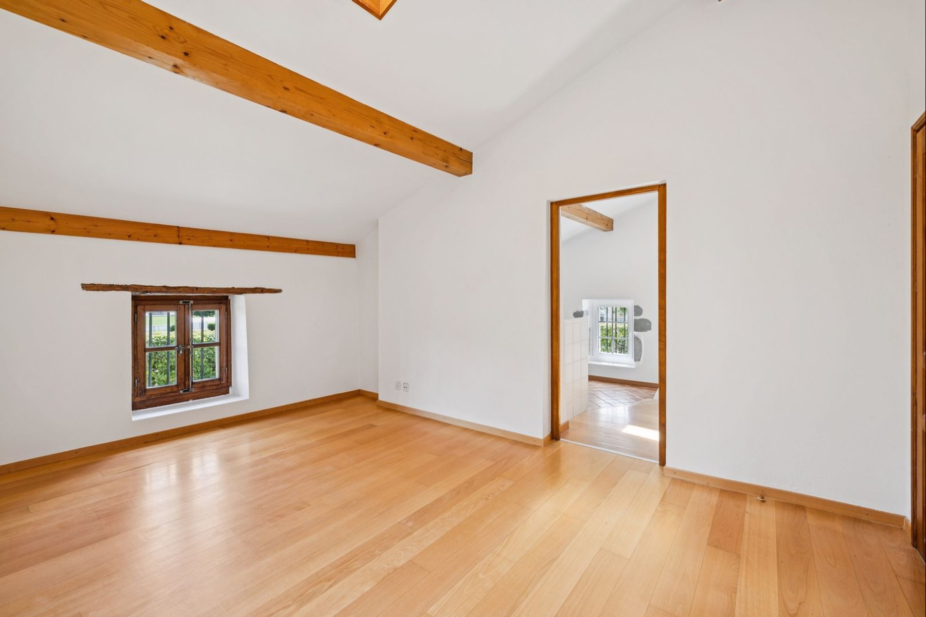 BEAUTIFUL FAMILY VILLA WITH CHARACTER - 物件實景