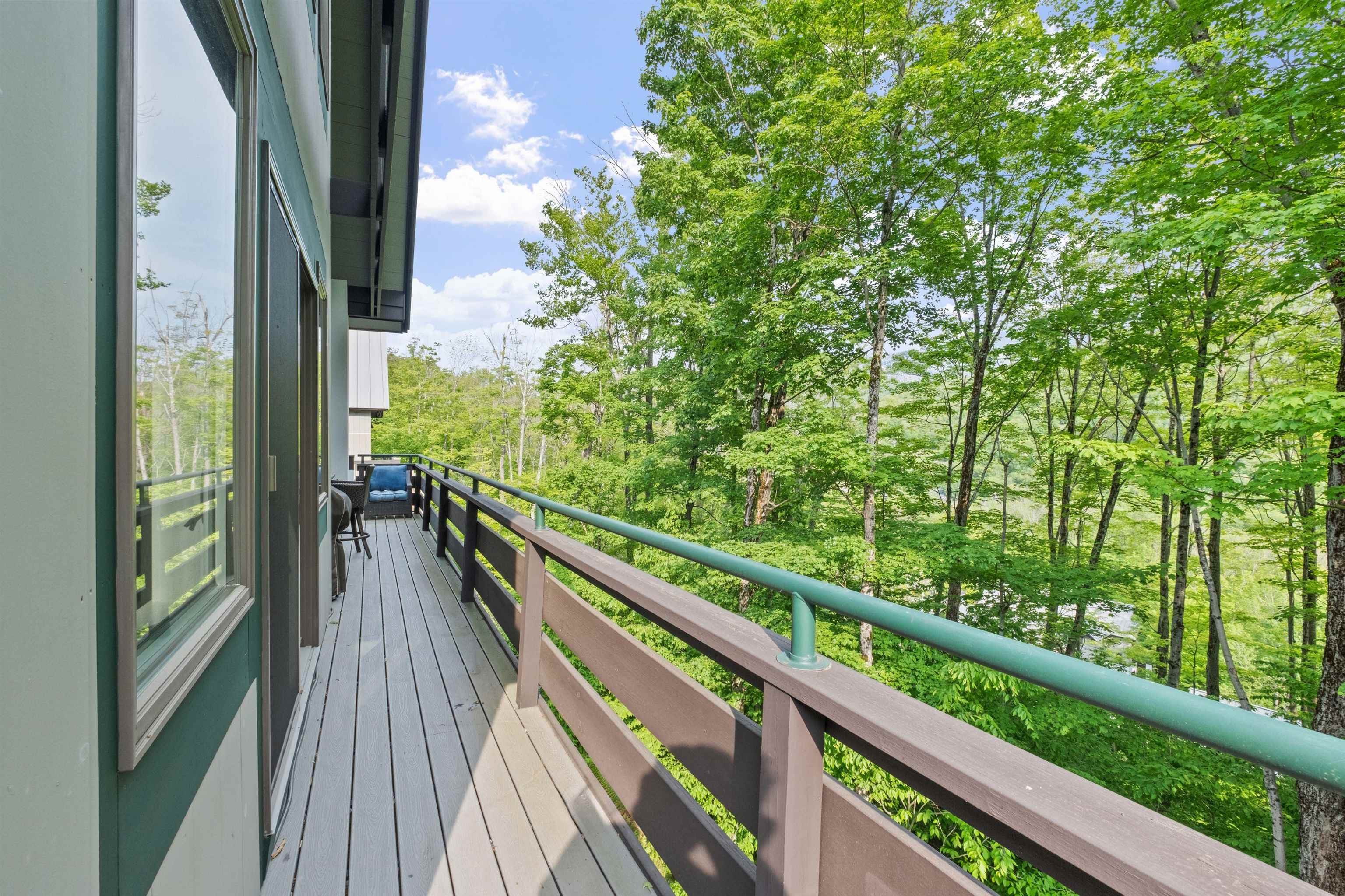 Lincoln, New Hampshire, 03251, United States, 5 Bedrooms Bedrooms, ,3 BathroomsBathrooms,Residential,For Sale,1981884