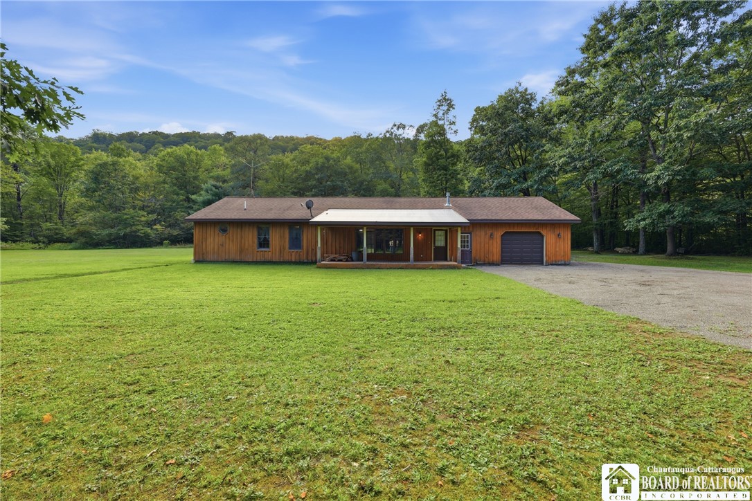 Five Mile Rd, Hinsdale, NY 14743
