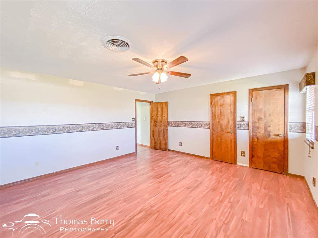 Stamford, Texas, 79553, United States, 3 Bedrooms Bedrooms, ,3 BathroomsBathrooms,Residential,For Sale,1696805