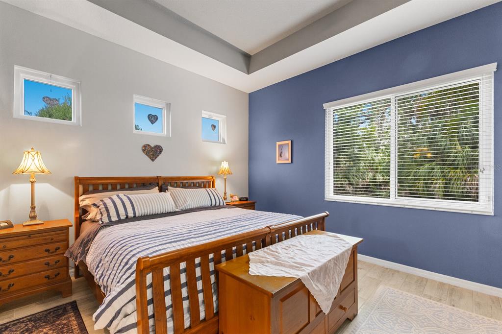 Sarasota, Florida, 34243, United States, 3 Bedrooms Bedrooms, ,2 BathroomsBathrooms,Residential,For Sale,1917004