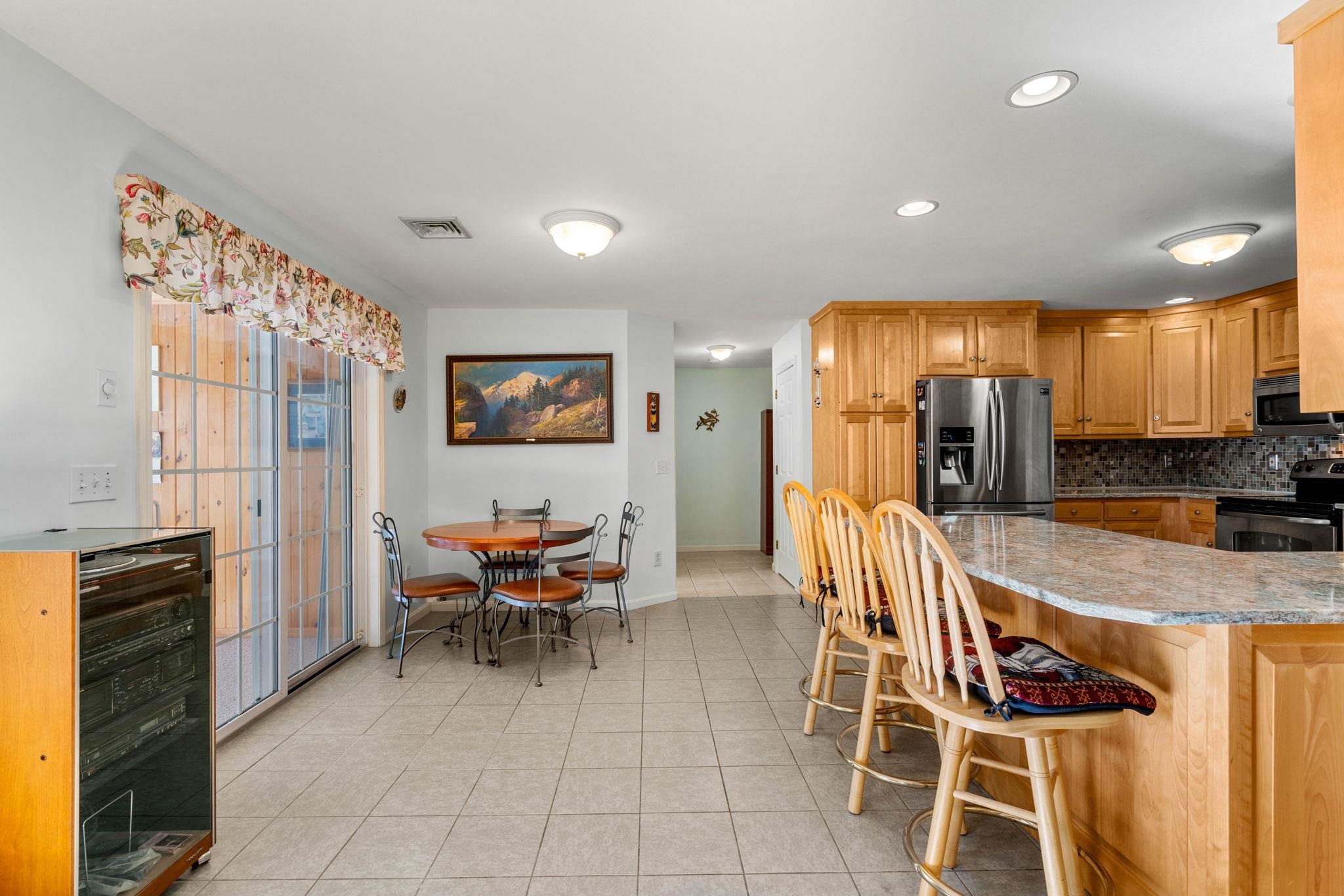 Chester, New Hampshire, 03036, United States, 3 Bedrooms Bedrooms, ,2 BathroomsBathrooms,Residential,For Sale,1926027