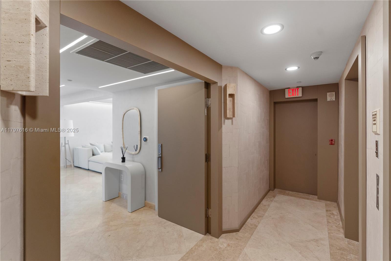 Sunny Isles Beach, Florida, 33160, United States, 3 Bedrooms Bedrooms, ,5 BathroomsBathrooms,Residential,For Sale,1796970