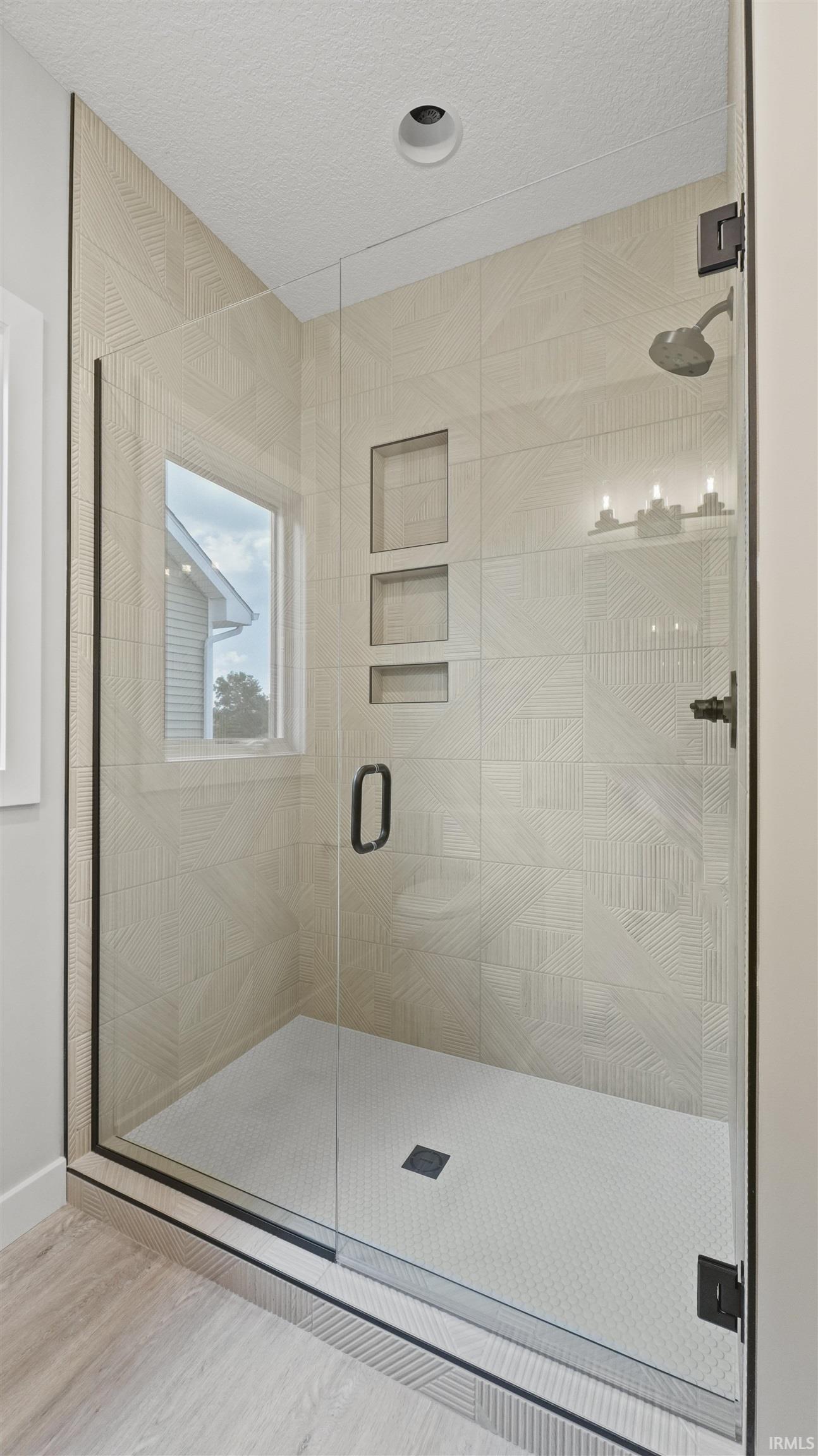 Fort Wayne, Indiana, 46845, United States, 3 Bedrooms Bedrooms, ,3 BathroomsBathrooms,Residential,For Sale,1943610