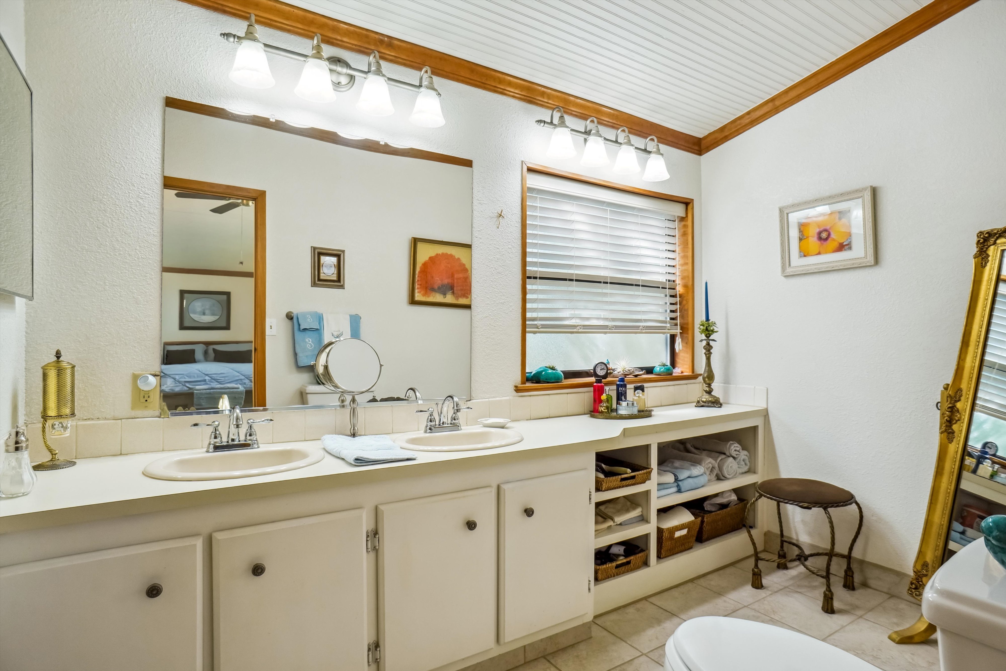 Chico, Texas, 76431, United States, 3 Bedrooms Bedrooms, ,2 BathroomsBathrooms,Residential,For Sale,1936991