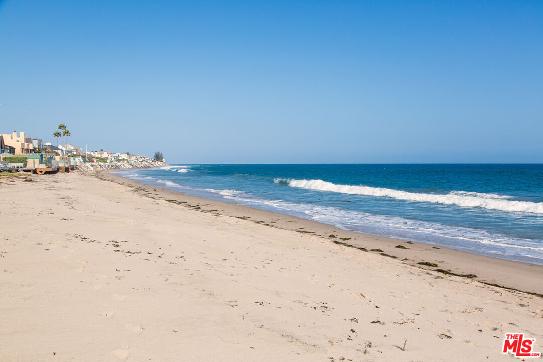Malibu, California, 90265, United States, 4 Bedrooms Bedrooms, ,6 BathroomsBathrooms,Residential,For Sale,1912115