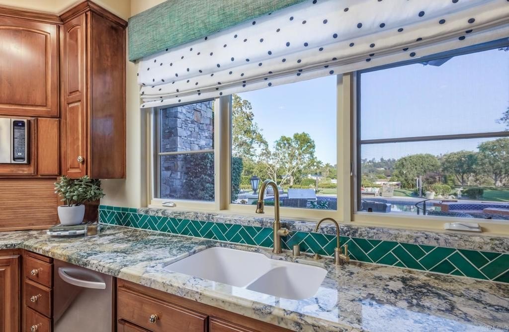 Rancho Santa Fe, California, 92067, United States, 6 Bedrooms Bedrooms, ,7 BathroomsBathrooms,Residential,For Sale,1847719