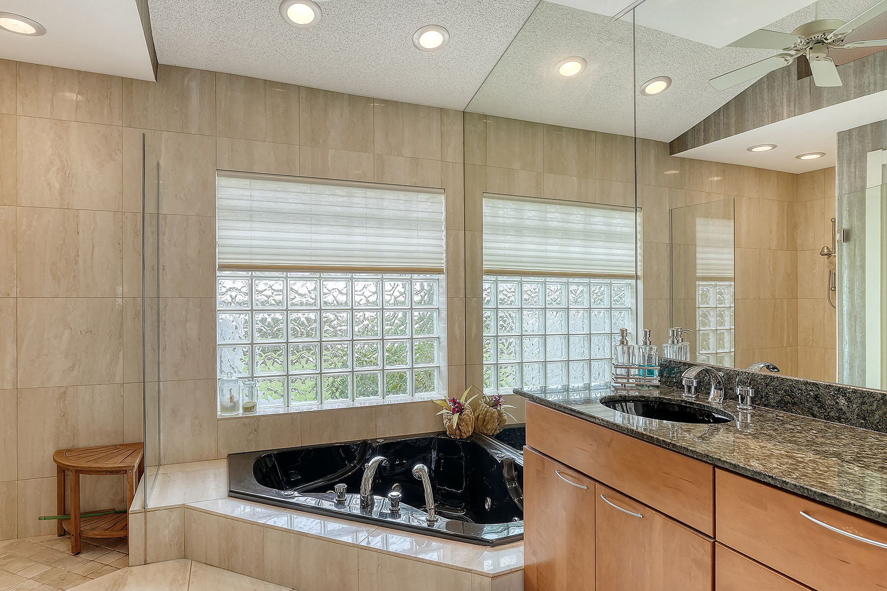  MISTY OAKS - 物件實景