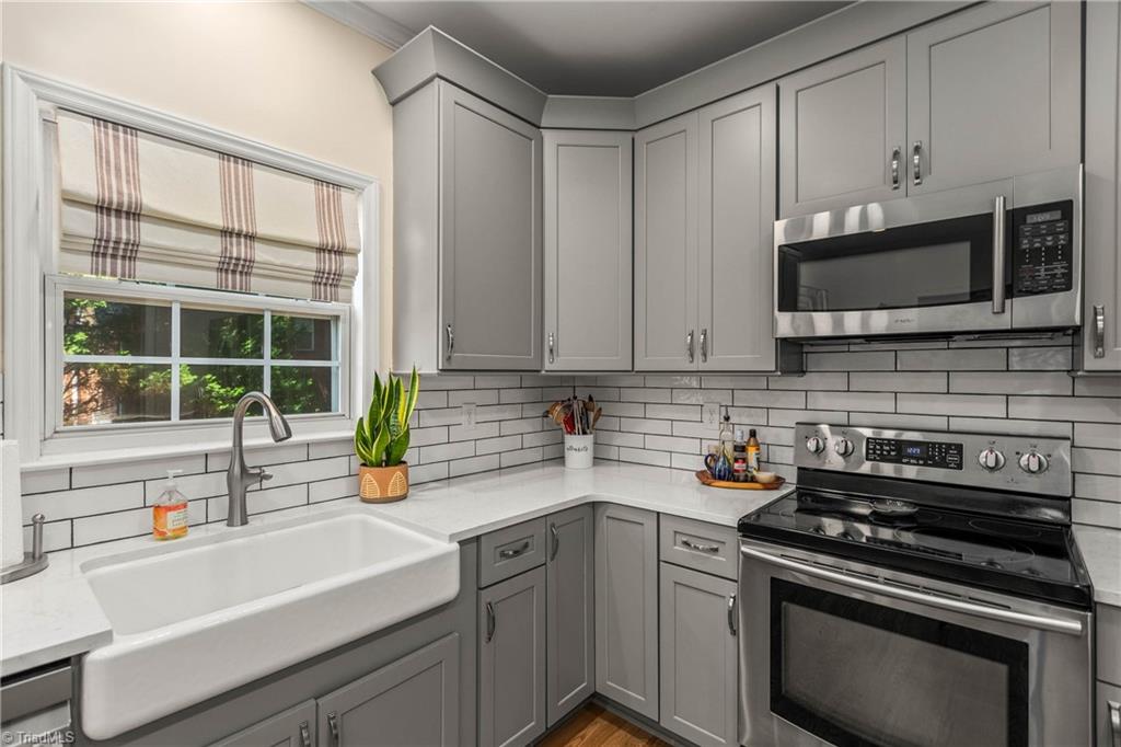 Clemmons, North Carolina, 27012, United States, 4 Bedrooms Bedrooms, ,3 BathroomsBathrooms,Residential,For Sale,1902242