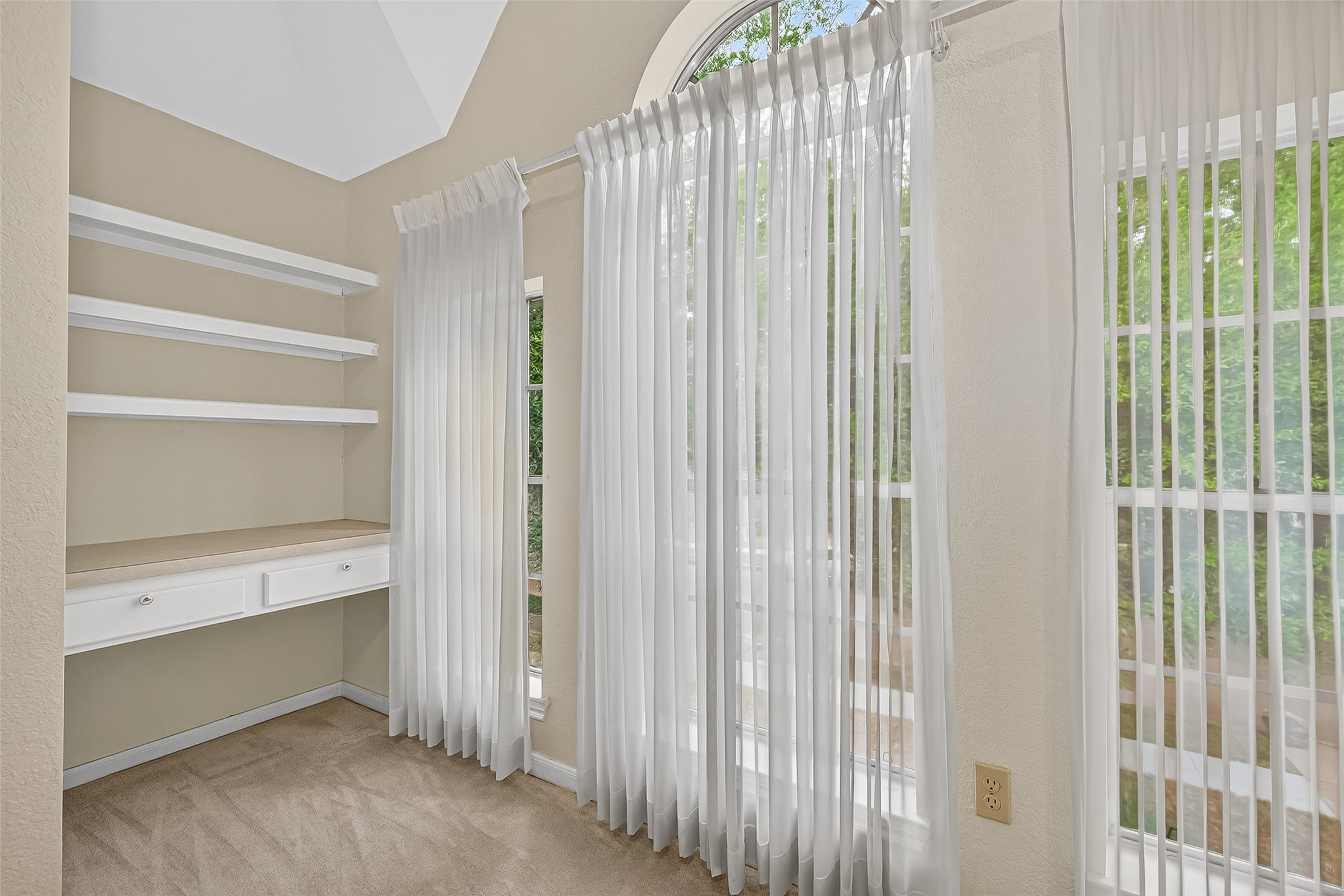 Sugar Land, Texas, 77478, United States, 5 Bedrooms Bedrooms, ,4 BathroomsBathrooms,Residential,For Sale,1971376