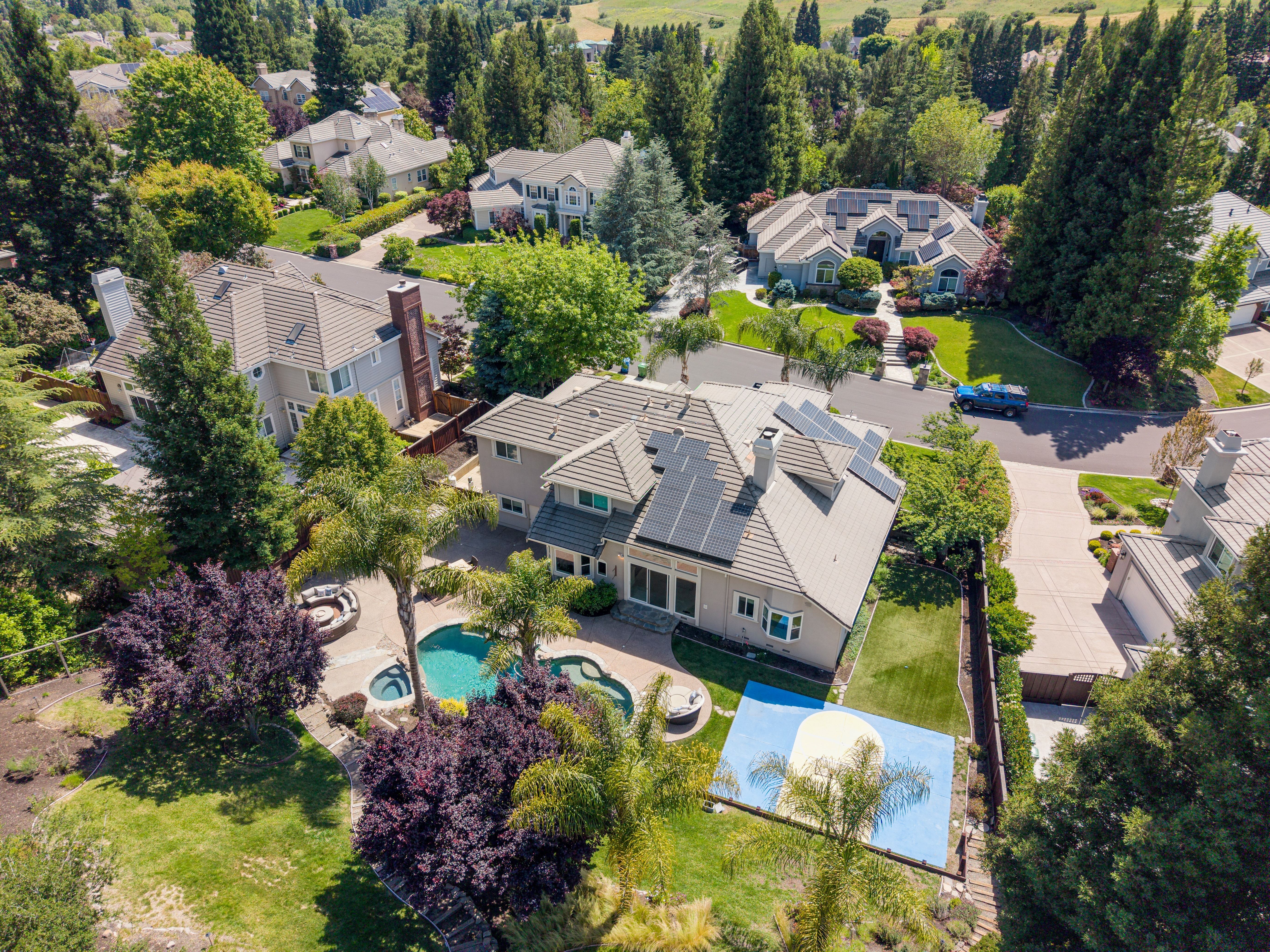  Exceptional Northridge Estates Home on Expansive Private Lot - 物件實景