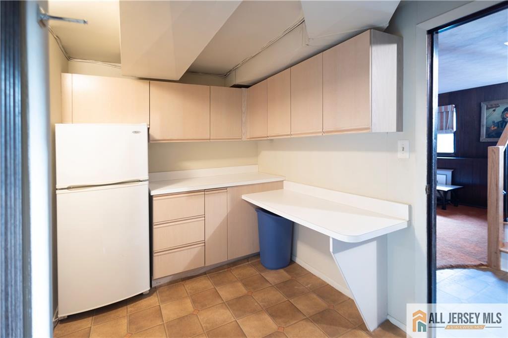 East Brunswick, New Jersey, 08816, United States, 5 Bedrooms Bedrooms, ,3 BathroomsBathrooms,Residential,For Sale,1890709