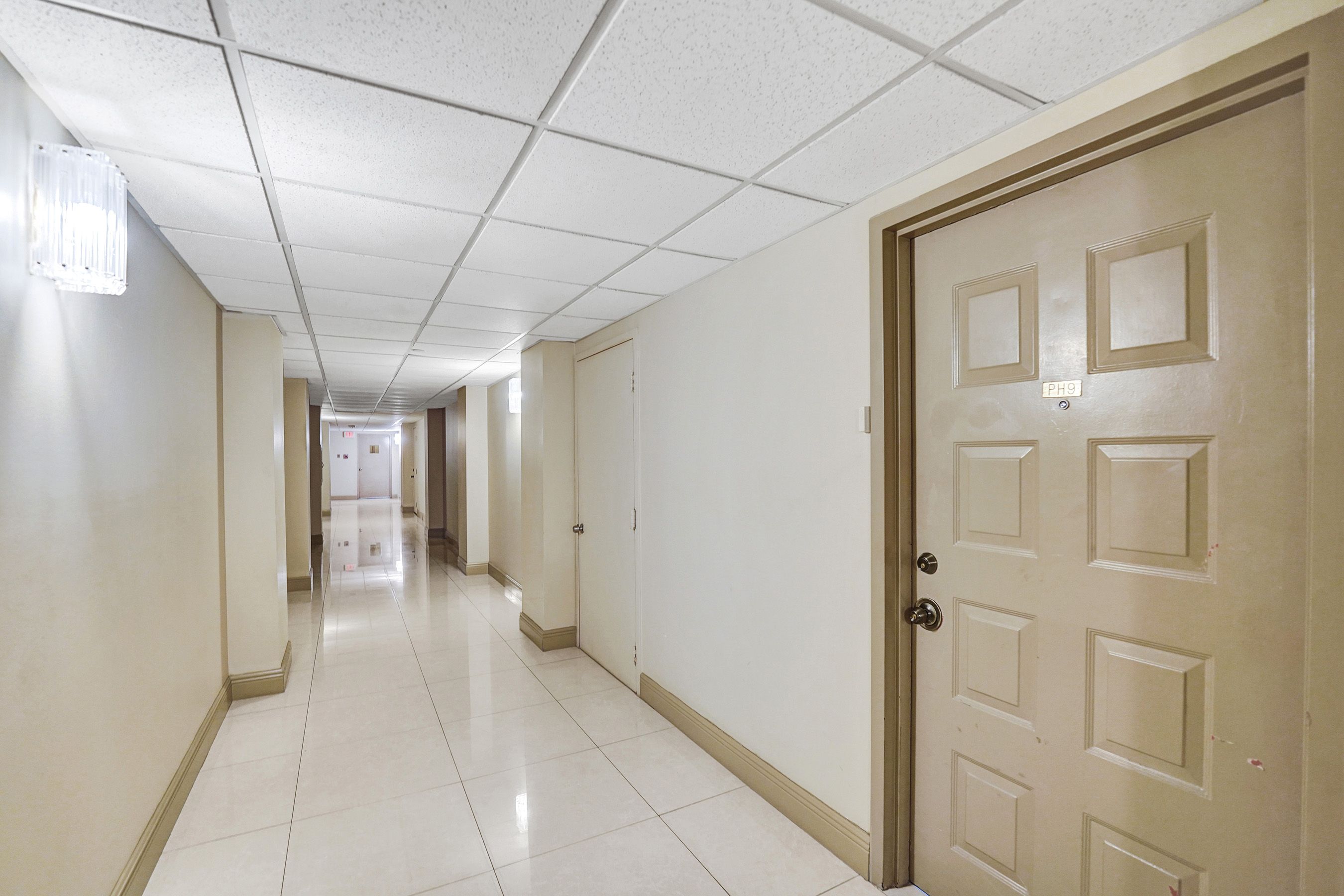  1201 S Ocean Drive, Hollywood, FL, 33019 - 物件實景