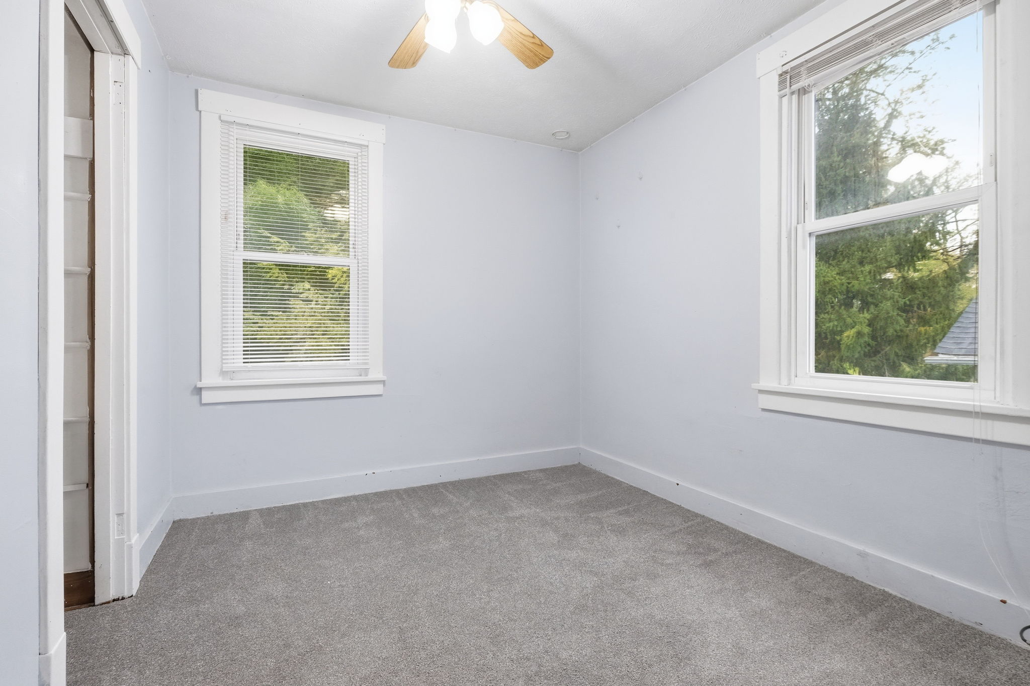  1264 Grove Road, Pittsburgh, PA 15234 - 物件實景