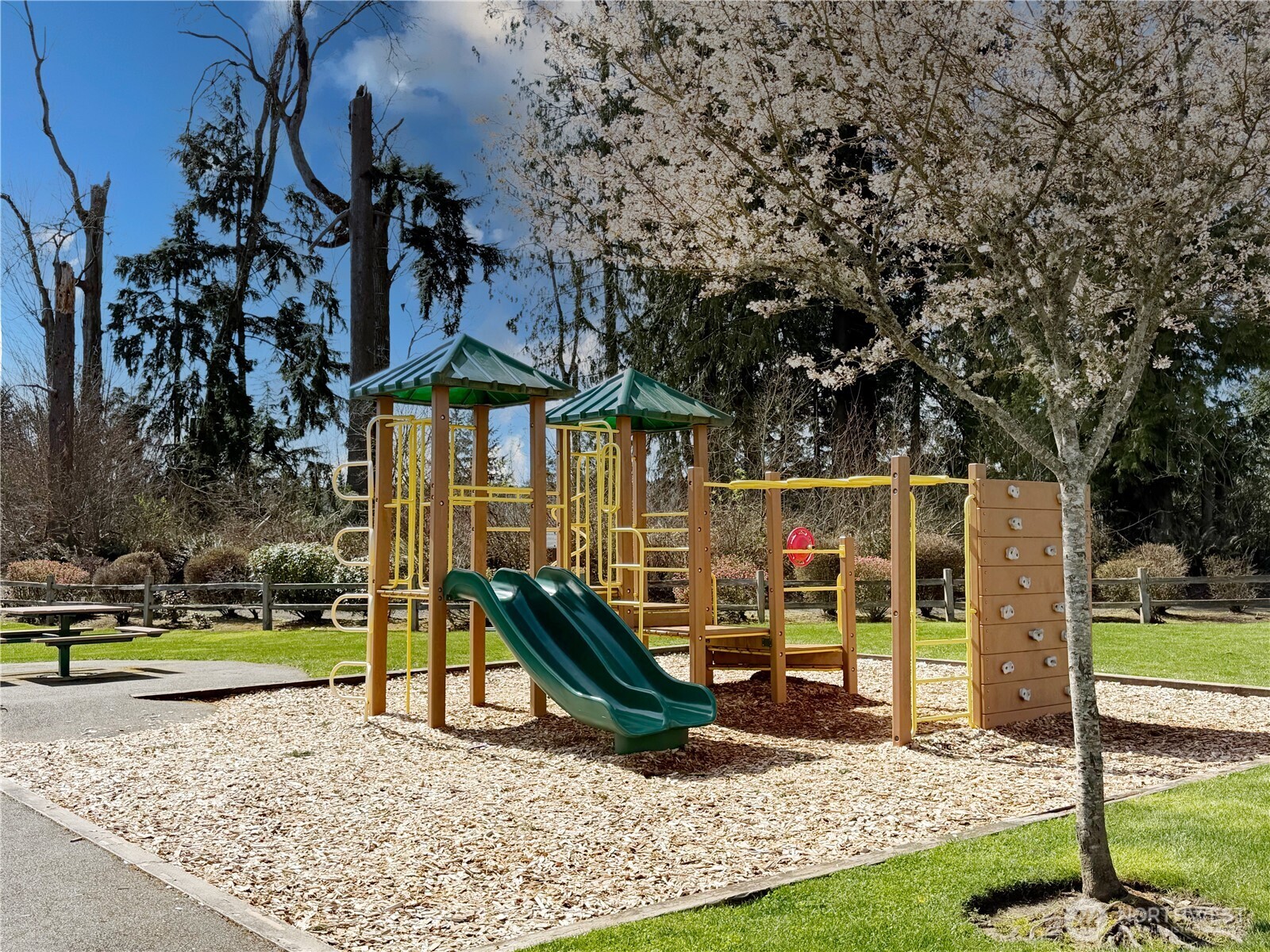 Monroe, Washington, 98272, United States, 4 Bedrooms Bedrooms, ,2 BathroomsBathrooms,Residential,For Sale,2035411