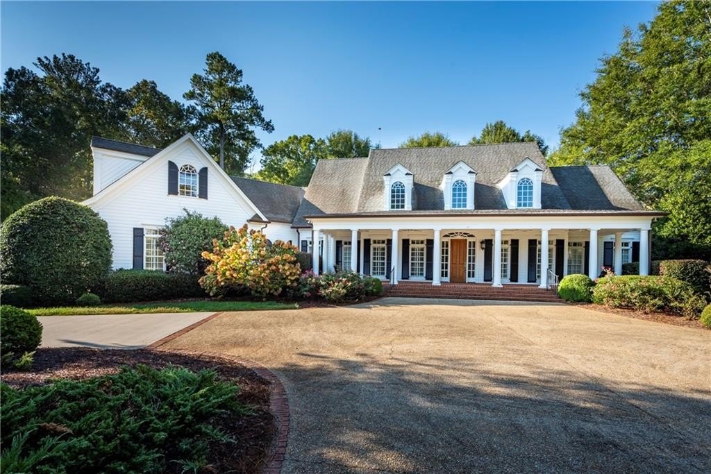 307 Meadowlands Drive, Talking Rock, Georgia, 30175, United States, 4 Bedrooms Bedrooms, ,6 BathroomsBathrooms,Residential,For Sale,307 Meadowlands Drive,1639976