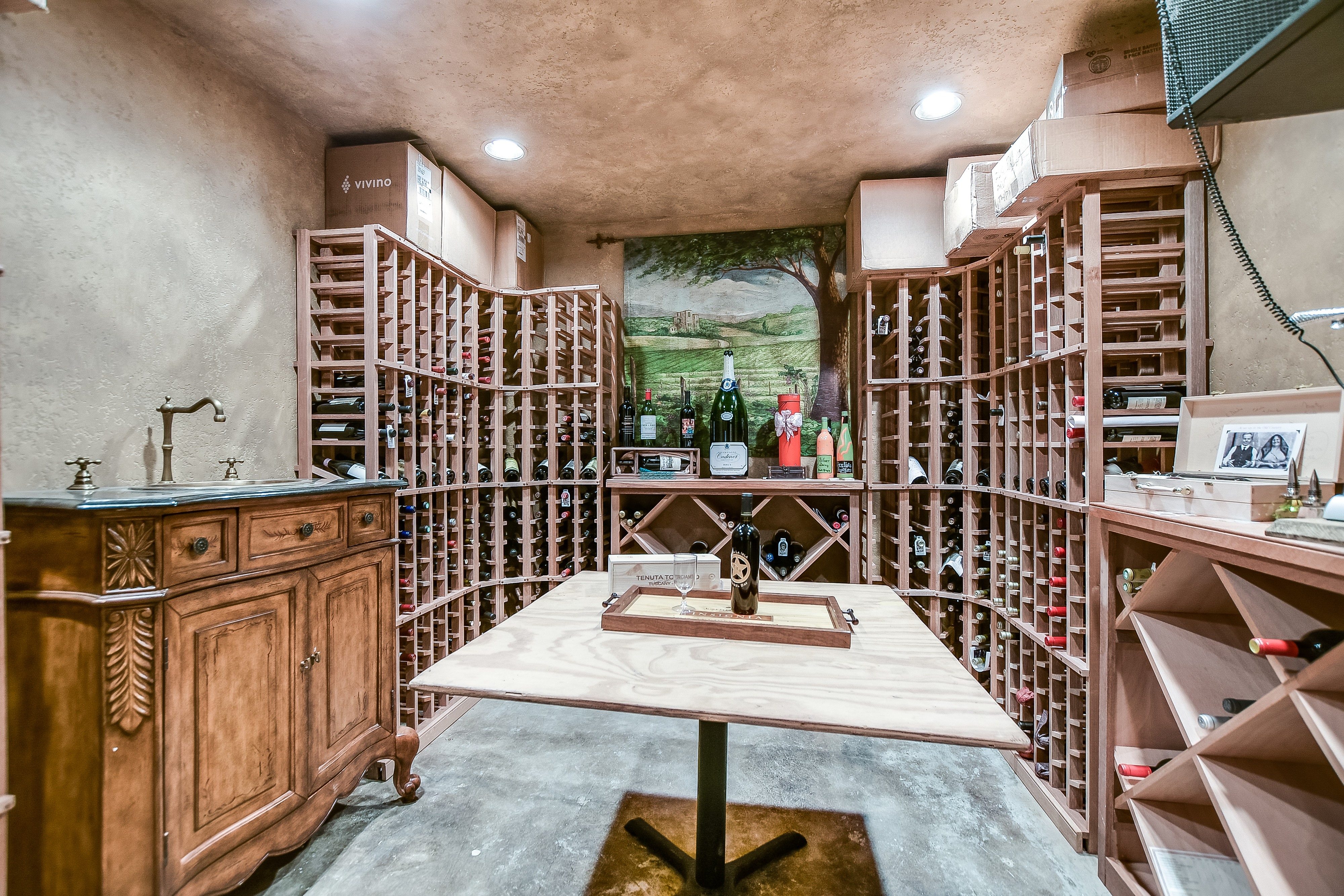  Private 2+ Acre Barton Creek Estate with Hill Country Views, Pool & Guest House - 物件實景
