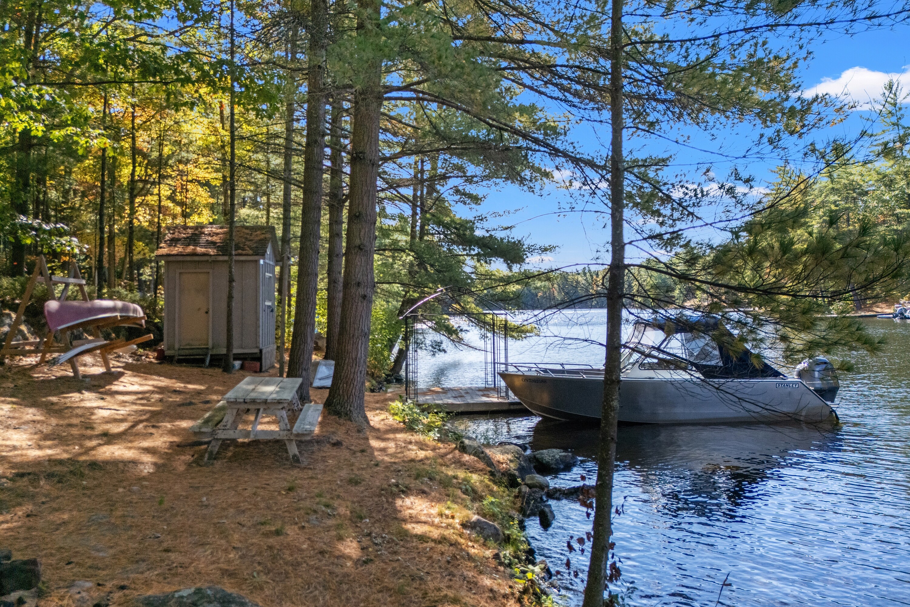  Go Home Lake Family Cottage - 物件實景