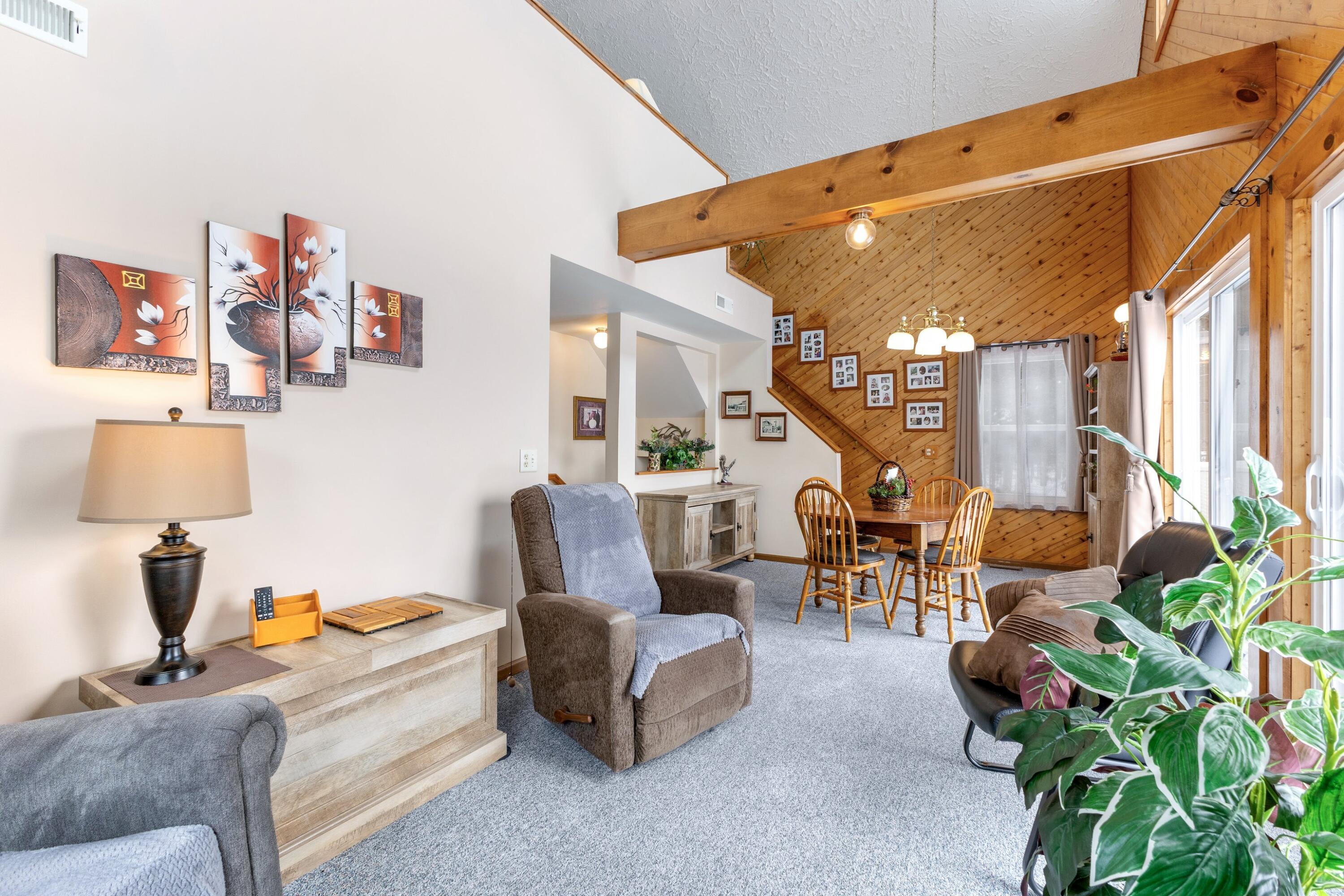 Springfield, Wisconsin, 53964, United States, 3 Bedrooms Bedrooms, ,2 BathroomsBathrooms,Residential,For Sale,2002978