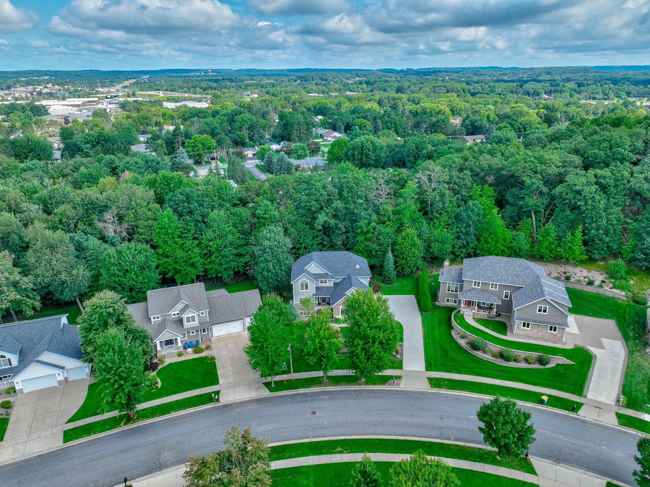 Eau Claire, Wisconsin, 54701, United States, 6 Bedrooms Bedrooms, ,2 BathroomsBathrooms,Residential,For Sale,1992855