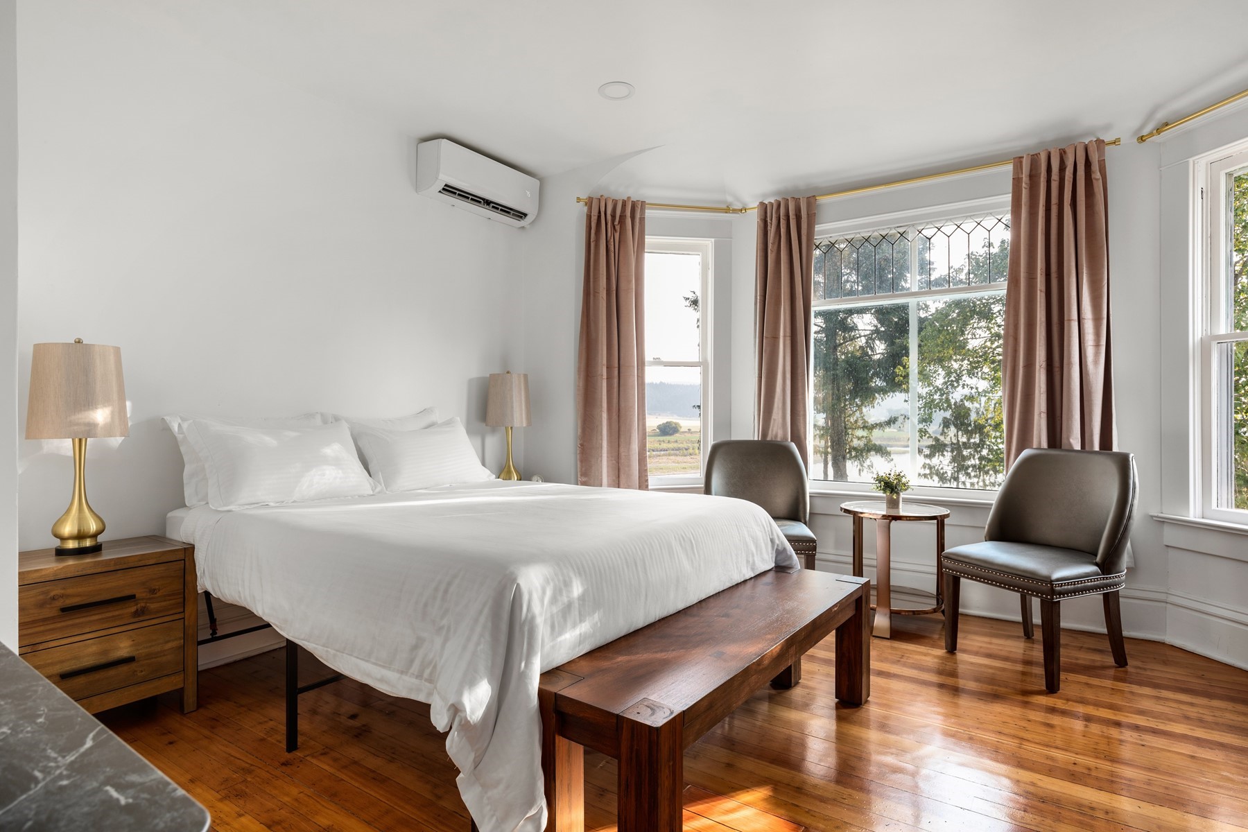  Historic Home with Stunning Views - 物件實景