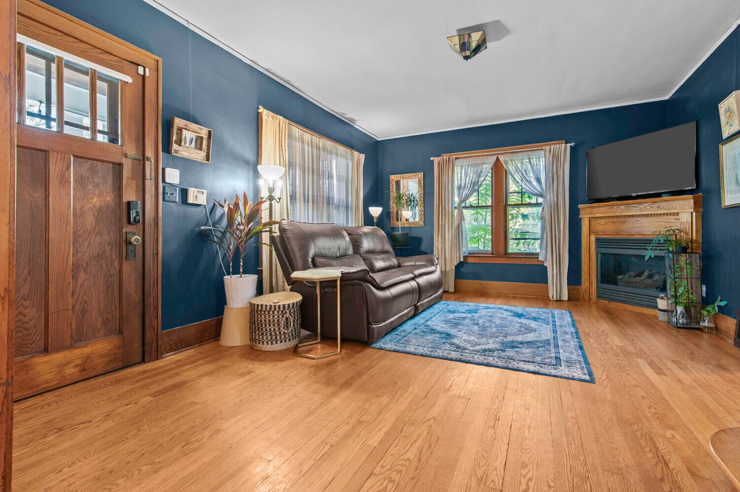 Ann Arbor, Michigan, 48103, United States, 4 Bedrooms Bedrooms, ,3 BathroomsBathrooms,Residential,For Sale,1991262