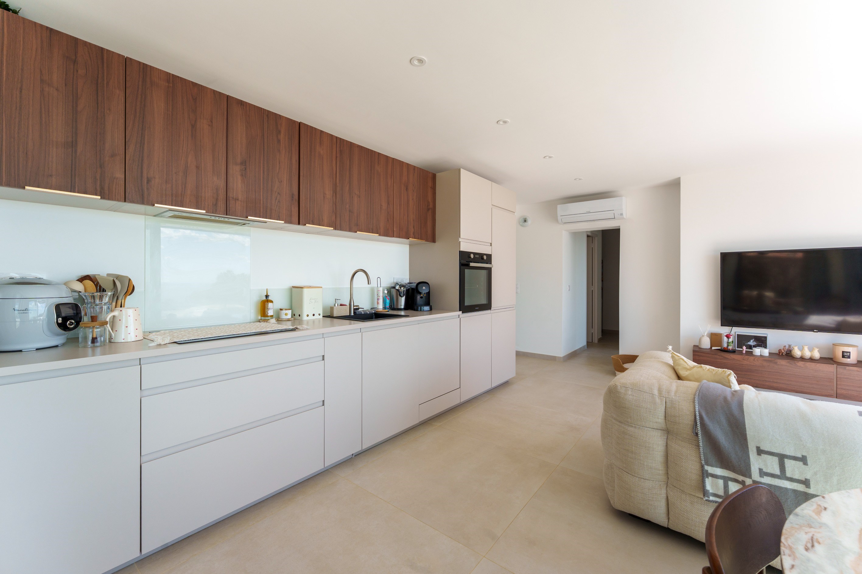  A balcony overlooking the Mediterranean… - 物件實景