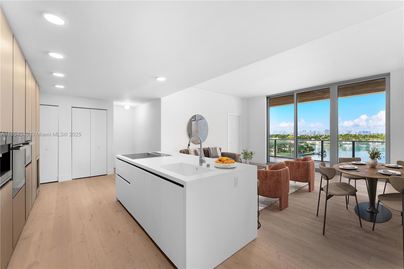 Miami Beach, Florida, 33141, United States, 2 Bedrooms Bedrooms, ,3 BathroomsBathrooms,Residential,For Sale,1828109