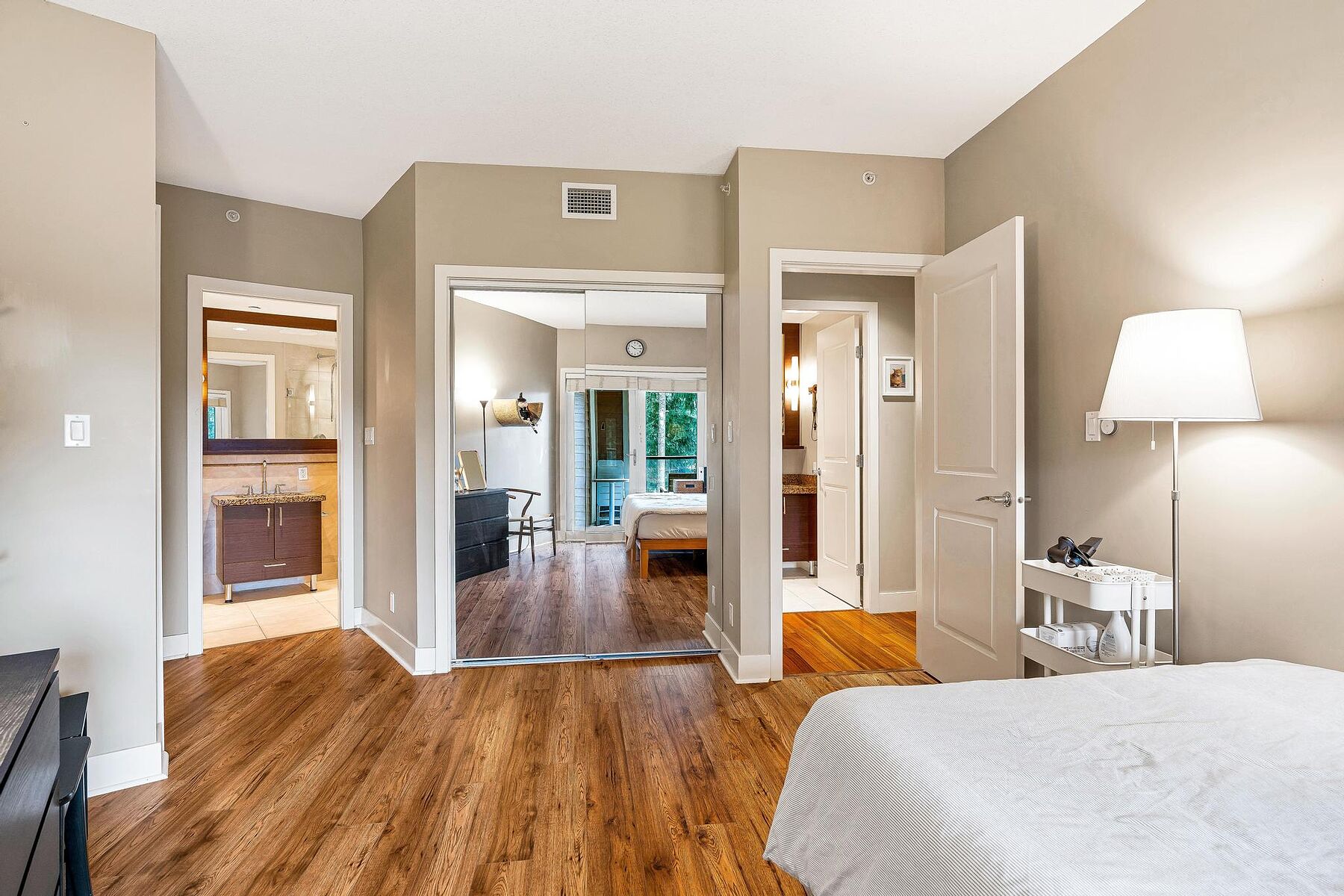  Stunning Bear Mountain Condo - 物件實景