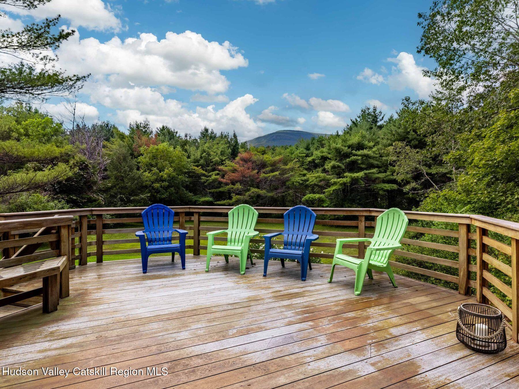 Saugerties, New York, 12477, United States, 3 Bedrooms Bedrooms, ,2 BathroomsBathrooms,Residential,For Sale,1933651