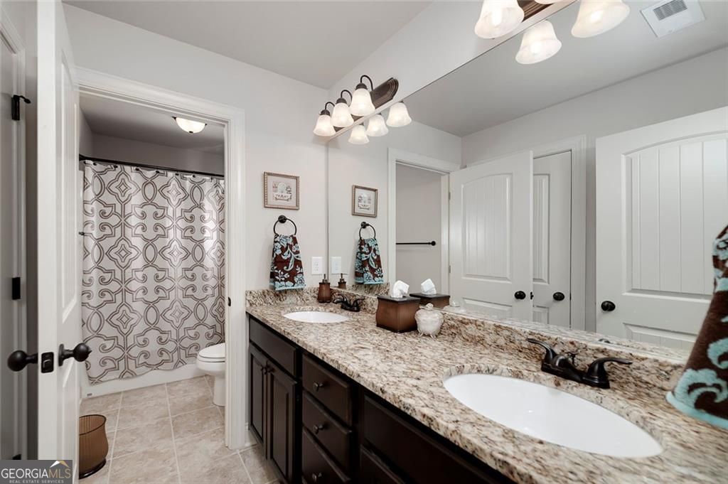 Locust Grove, Georgia, 30248, United States, 5 Bedrooms Bedrooms, ,5 BathroomsBathrooms,Residential,For Sale,1967272