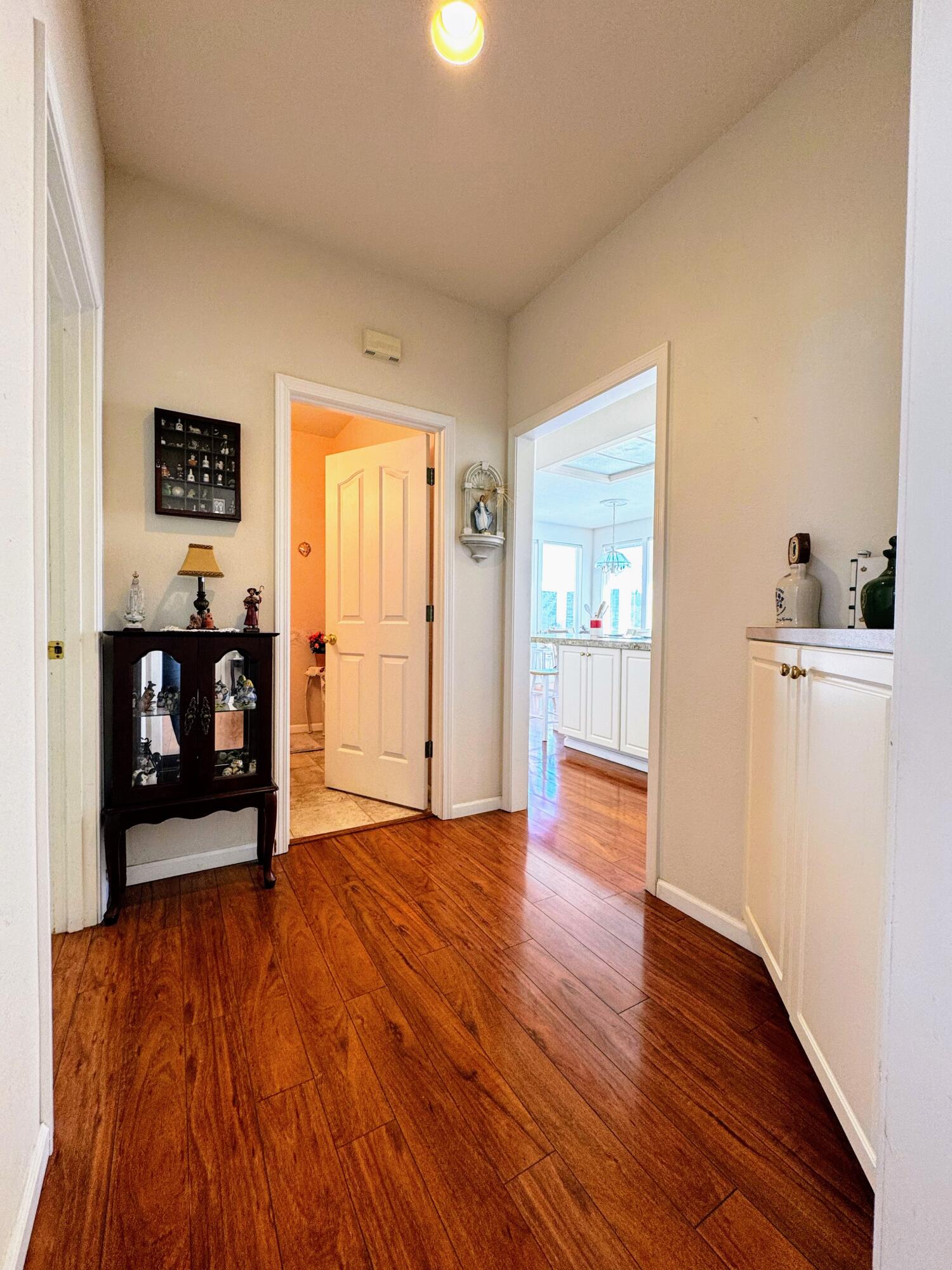 Klamath Falls, Oregon, 97601, United States, 3 Bedrooms Bedrooms, ,3 BathroomsBathrooms,Residential,For Sale,1779342