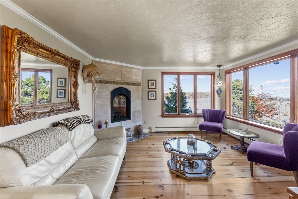 Plymouth, Massachusetts, 02360, United States, 3 Bedrooms Bedrooms, ,4 BathroomsBathrooms,Residential,For Sale,1994439