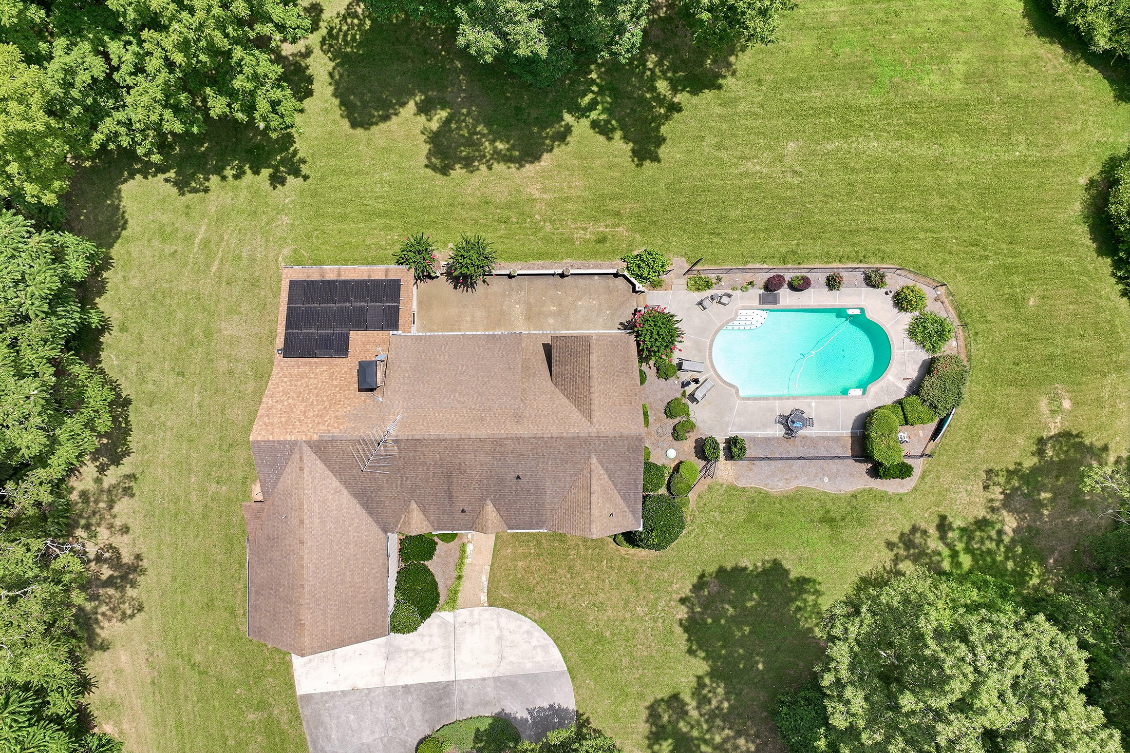  Lakefront Estate with Private Dock, Guest Home and Pool - 物件實景
