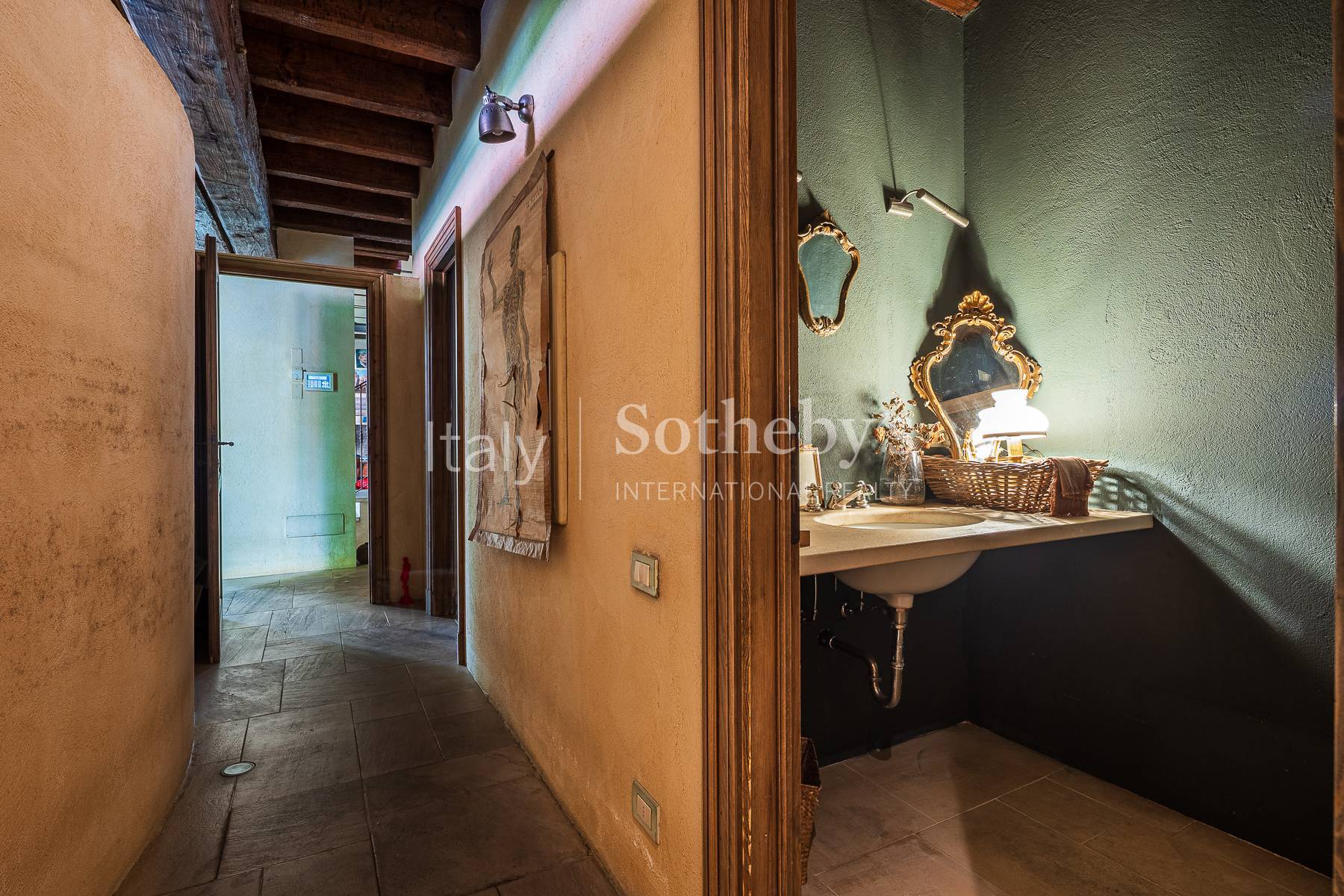  A refined residence in a private setting - 物件實景