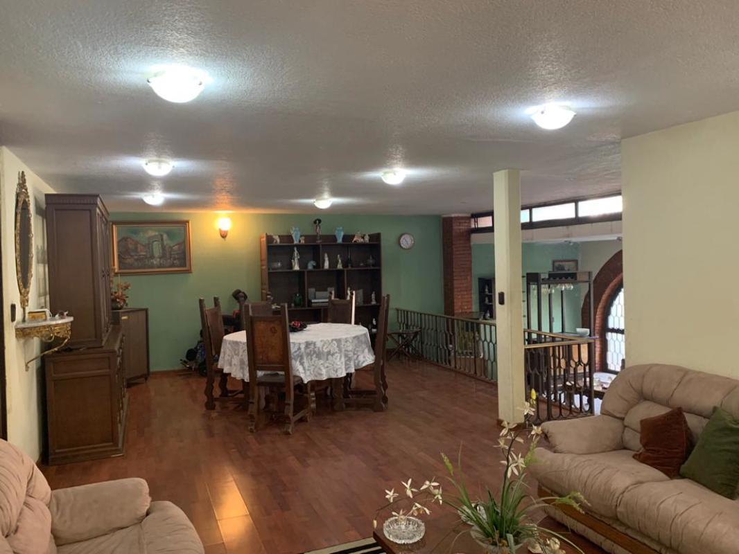Ram?n G. del Villar, Toluca, Estado de México, 50040, Mexico, 4 Bedrooms Bedrooms, ,3 BathroomsBathrooms,Residential,For Sale,Ram?n G. del Villar,1442622