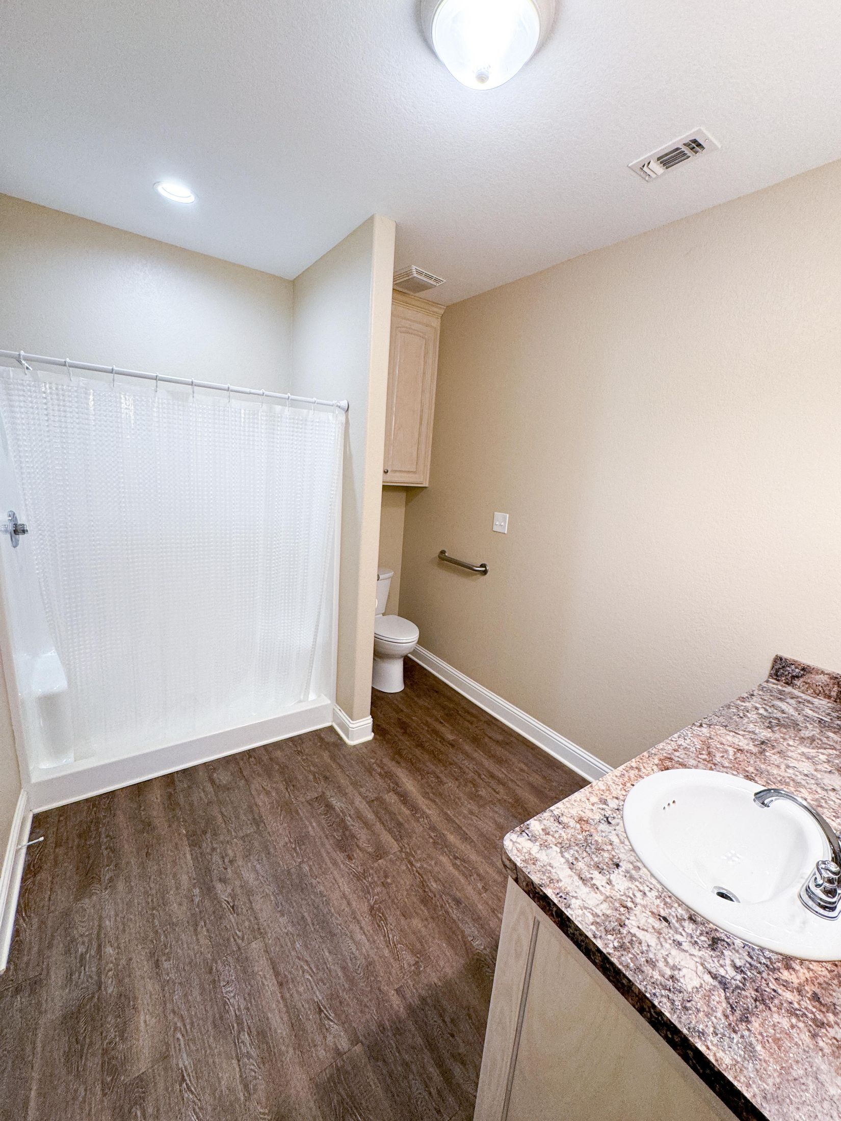 Bivins, Texas, 75551, United States, 3 Bedrooms Bedrooms, ,3 BathroomsBathrooms,Residential,For Sale,1915929