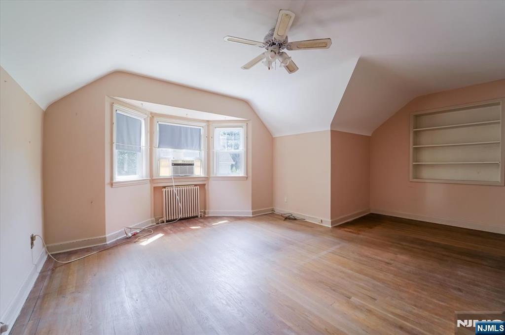 Wyckoff, New Jersey, 07481, United States, 5 Bedrooms Bedrooms, ,3 BathroomsBathrooms,Residential,For Sale,1920026
