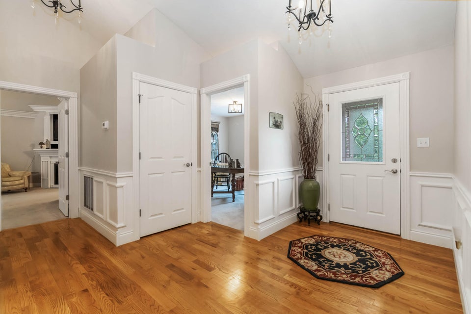 Somerset, Kentucky, 42503, United States, 4 Bedrooms Bedrooms, ,4 BathroomsBathrooms,Residential,For Sale,1976545