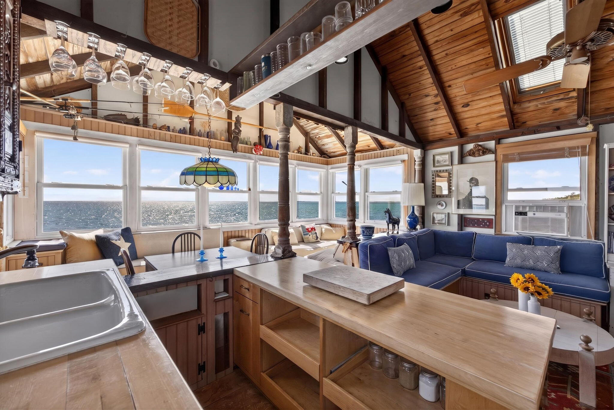  North Truro Beachfront Cottage with Private Bay Access - 物件實景