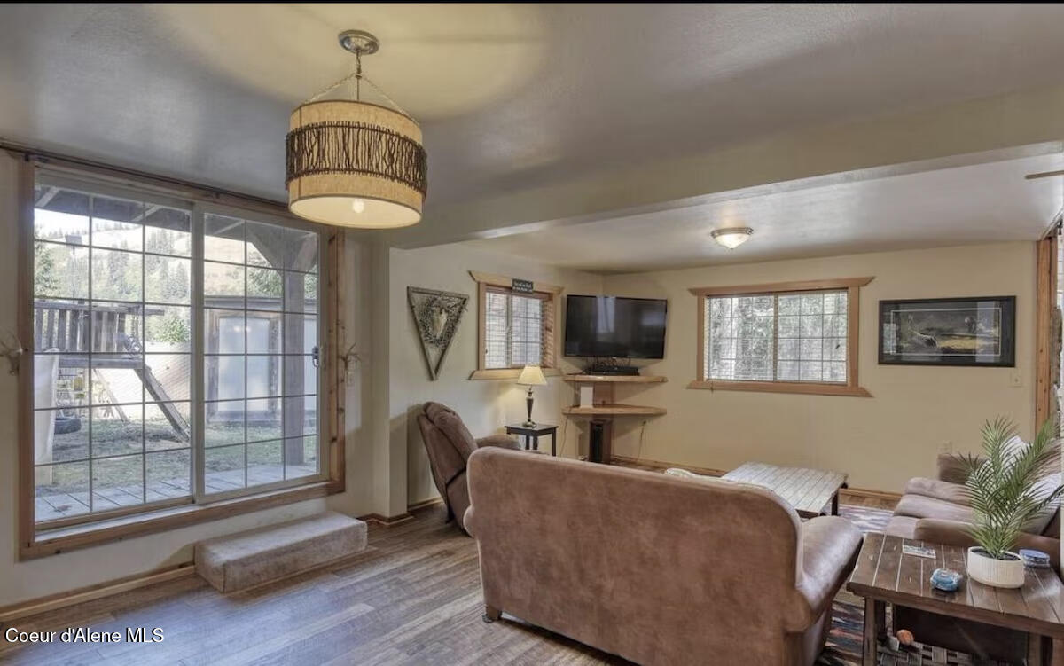 Calder, Idaho, 83808, United States, 3 Bedrooms Bedrooms, ,3 BathroomsBathrooms,Residential,For Sale,1930278