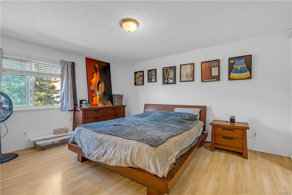 Claremont, California, 91711, United States, 4 Bedrooms Bedrooms, ,2 BathroomsBathrooms,Residential,For Sale,1975590